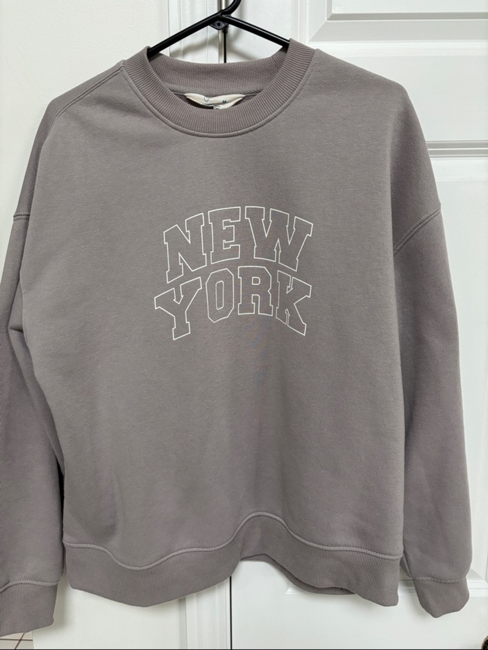 Primark Beige Crewneck “New York” Sweatshirt